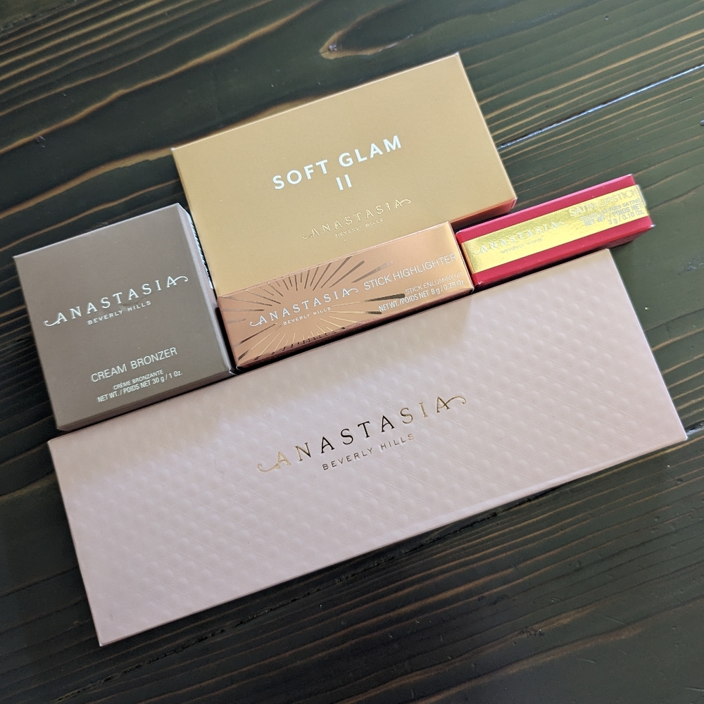 Anastasia Beverly Hills makeup lot BNIB